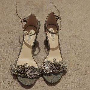 Alex Marie Gold/Silver Heels